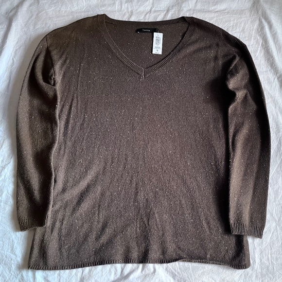 Aritizia Talula Azurelee V-Neck Sweater (NWT) - Picture 2 of 6
